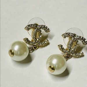 Chanel drop faux pearl gold earrings